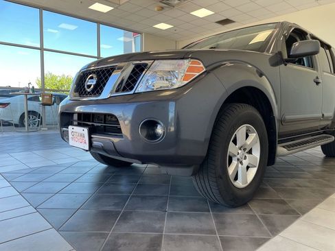 Used 2012 Nissan Pathfinder SV AWD/4WD image 15