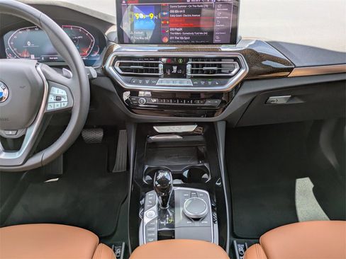 Used 2023 BMW X3 xDrive30i image 17