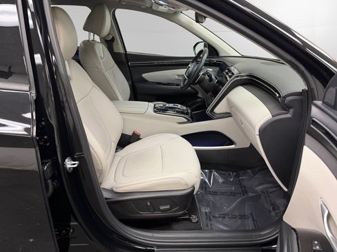 Certified 2023 Hyundai Tucson Limited AWD/4WD image 15