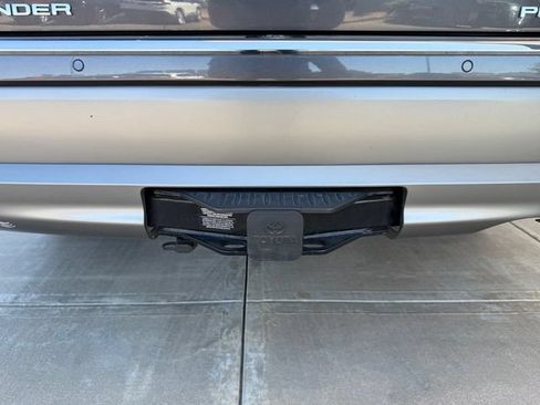 Used 2021 Toyota Highlander Platinum FWD image 48
