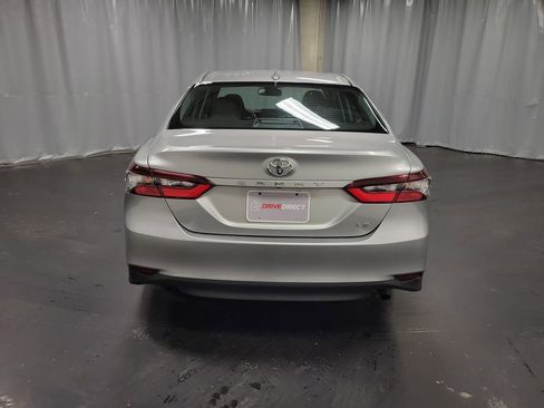 Used 2023 Toyota Camry LE image 7