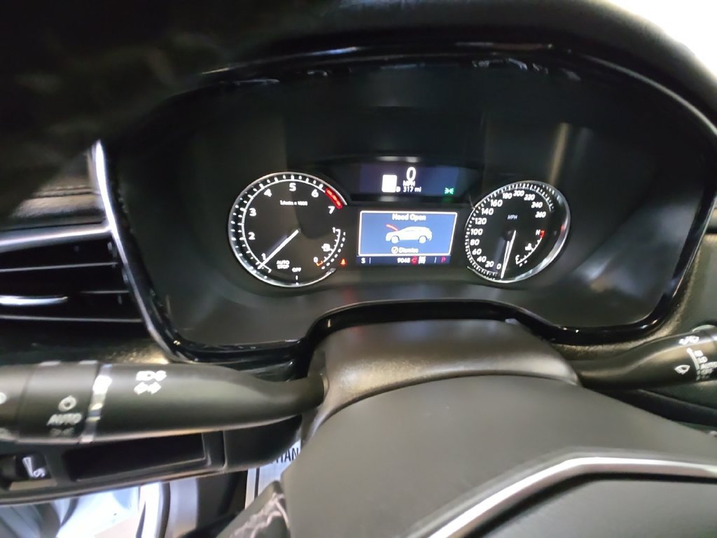 Certified 2025 Cadillac XT5 Premium Luxury AWD/4WD image 20