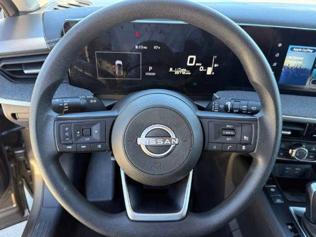 Used 2025 Nissan Kicks SV FWD image 17