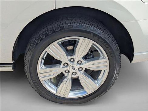 Used 2024 Ford Expedition Platinum AWD/4WD image 27
