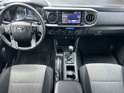 Used 2021 Toyota Tacoma TRD Off-Road AWD/4WD image 14