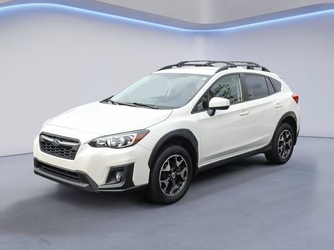 Used 2018 Subaru Crosstrek 2.0i Premium w/ Eyesight System AWD/4WD image 2