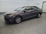 Used 2017 Hyundai Sonata SE image 2