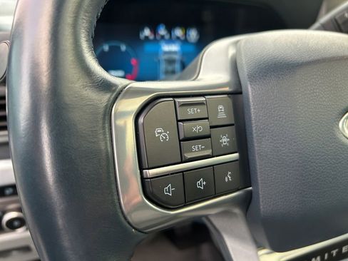 Used 2023 Ford F350 Limited image 17