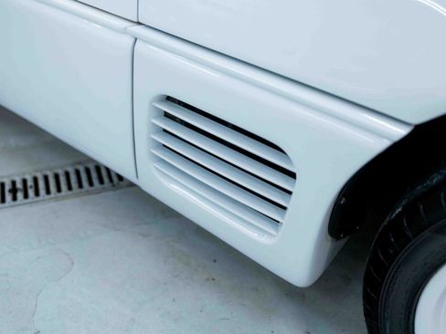 Used 1990 Chevrolet Corvette Convertible image 19