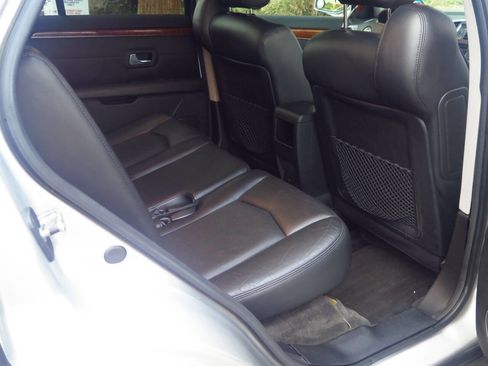 Used 2008 Cadillac SRX AWD w/ Utility Package image 13