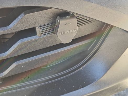 Used 2018 GMC Terrain SLE w/ Driver Convenience Package image 16