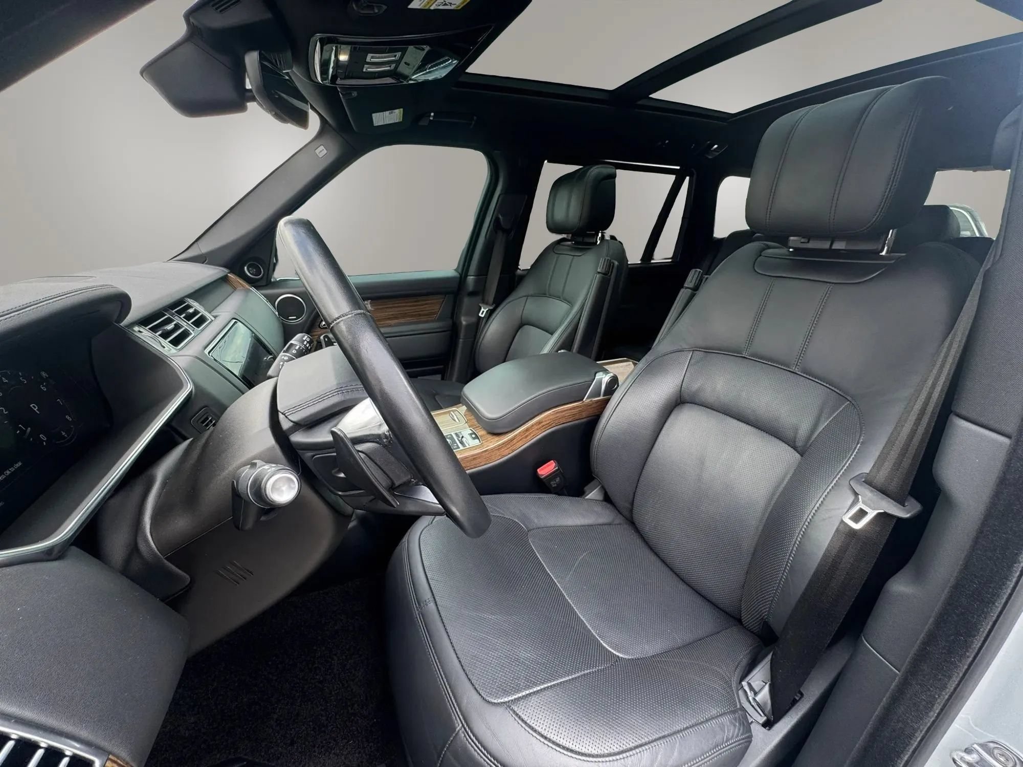 Used 2019 Land Rover Range Rover Long Wheelbase Supercharged AWD/4WD image 12