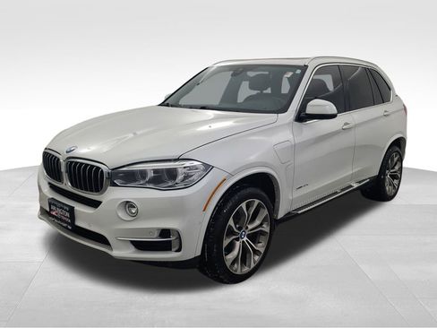 Used 2017 BMW X5 xDrive40e image 7