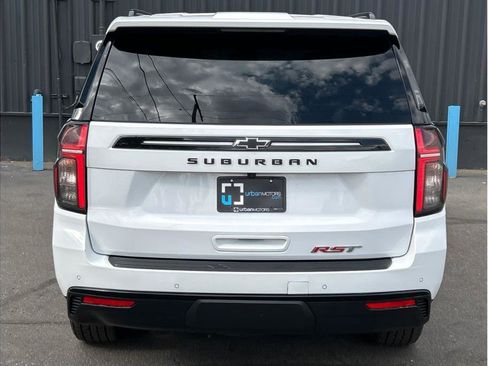 Used 2023 Chevrolet Suburban RST w/ Luxury Package image 9