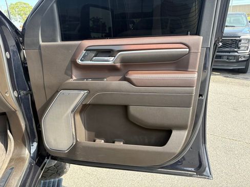 Used 2024 GMC Sierra 2500 Denali w/ Denali Reserve Package AWD/4WD image 26