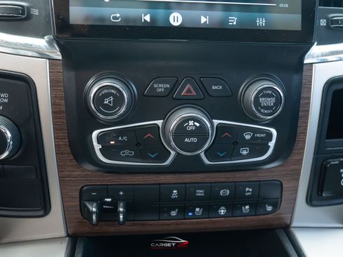 Used 2014 RAM 2500 Laramie w/ HD Snow Plow Prep Group AWD/4WD image 32