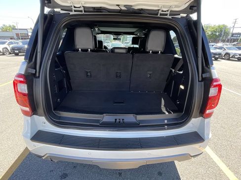 Used 2021 Ford Expedition XLT AWD/4WD image 9