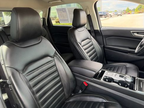Used 2020 Ford Edge SEL w/ Convenience Package AWD/4WD image 12
