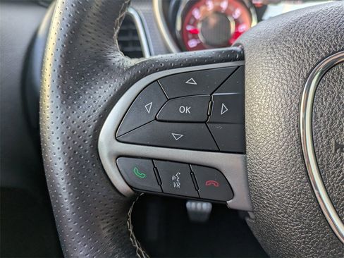 Used 2015 Dodge Challenger SRT Hellcat image 23