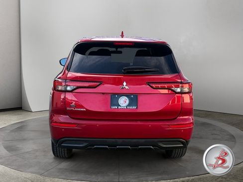 Used 2022 Mitsubishi Outlander ES AWD/4WD image 6