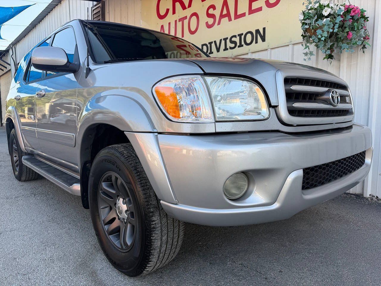 Used 2003 Toyota Sequoia Limited RWD image 1