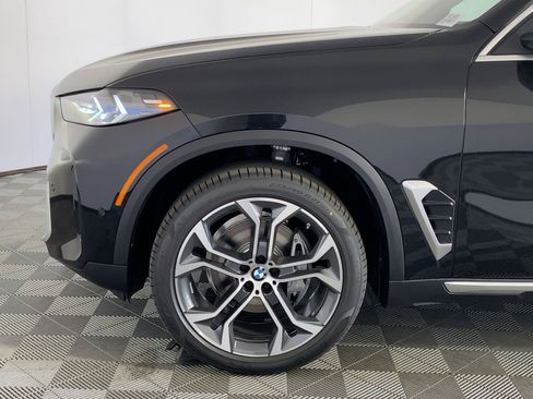 New 2026 BMW X5 sDrive40i w/ Climate Comfort Package image 9