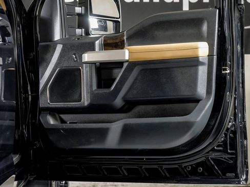 Used 2022 Ford F350 Lariat w/ Lariat Ultimate Package image 37