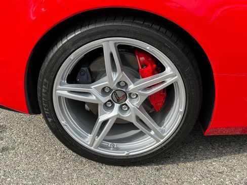 Used 2024 Chevrolet Corvette Stingray Preferred Cpe w/ Battery Protection Package image 14