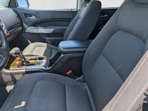 Used 2020 Chevrolet Colorado LT RWD image 14