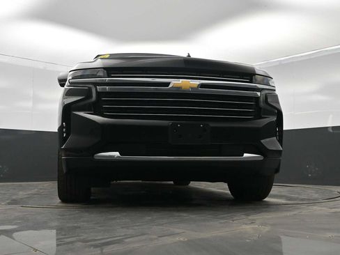 Used 2024 Chevrolet Suburban LT image 38