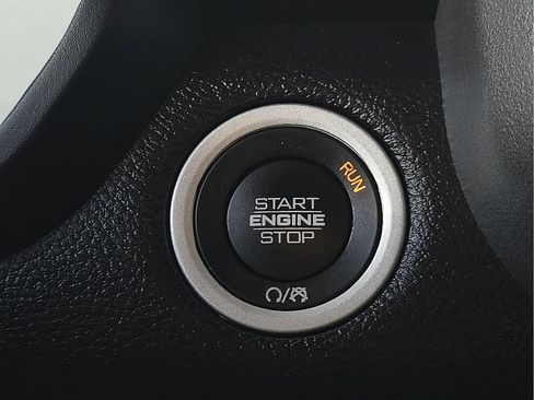 Used 2021 RAM 1500 Lone Star AWD/4WD image 17