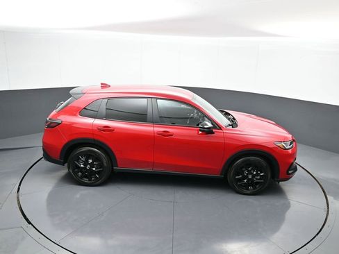 Certified 2025 Honda HR-V Sport image 35