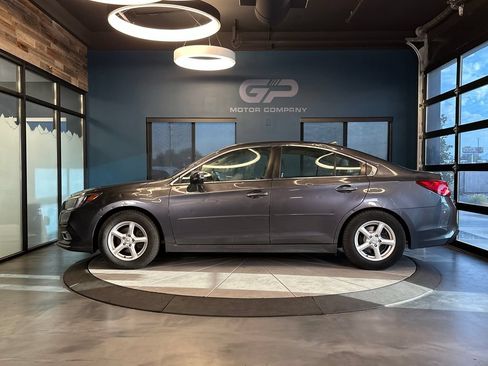 Used 2019 Subaru Legacy 2.5i Premium AWD/4WD image 6