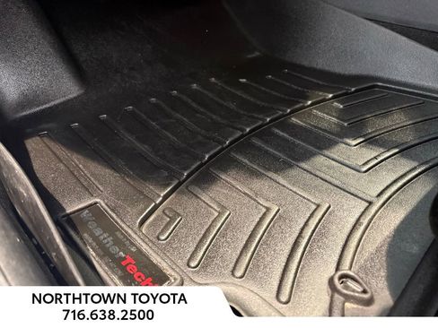 Used 2023 Hyundai Elantra SEL image 14