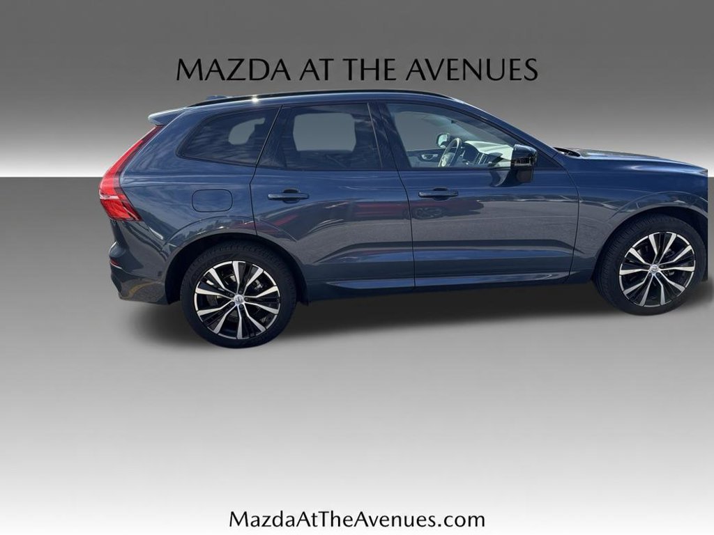 Used 2023 Volvo XC60 B5 Plus w/ Protection Package Premier AWD/4WD image 12