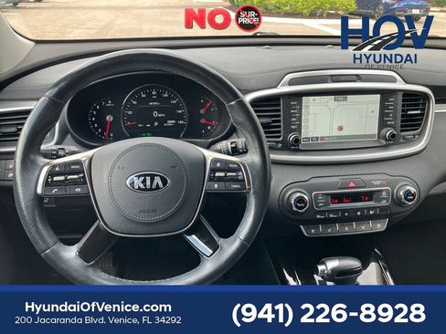 Used 2019 Kia Sorento SX w/ SX Touring Package AWD/4WD image 9