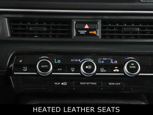 Used 2024 Honda Pilot Touring image 20