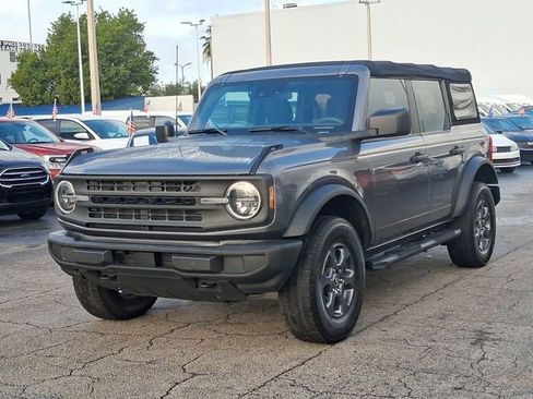 Used 2022 Ford Bronco 4-Door AWD/4WD image 2