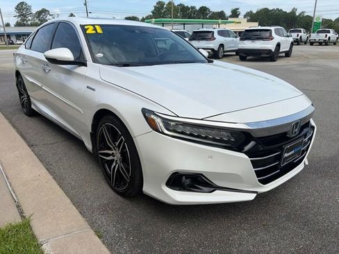 Used 2021 Honda Accord Touring image 4