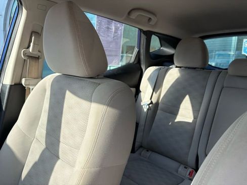 Used 2021 Nissan Rogue Sport SV FWD image 32