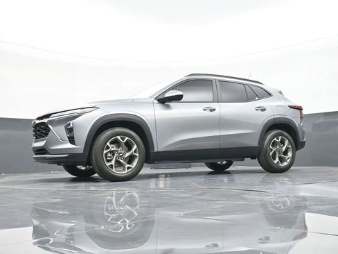 New 2026 Chevrolet Trax LT w/ Driver Confidence Package FWD image 53