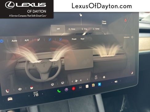 Used 2022 Tesla Model Y Long Range image 22