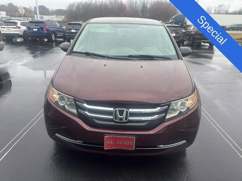 Used 2014 Honda Odyssey LX image 2