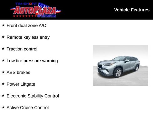 Used 2024 Toyota Highlander LE AWD/4WD image 7