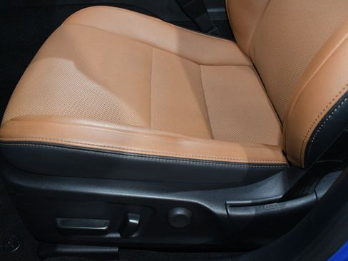 Used 2023 Lexus IS 300 w/ Premium Package RWD image 13