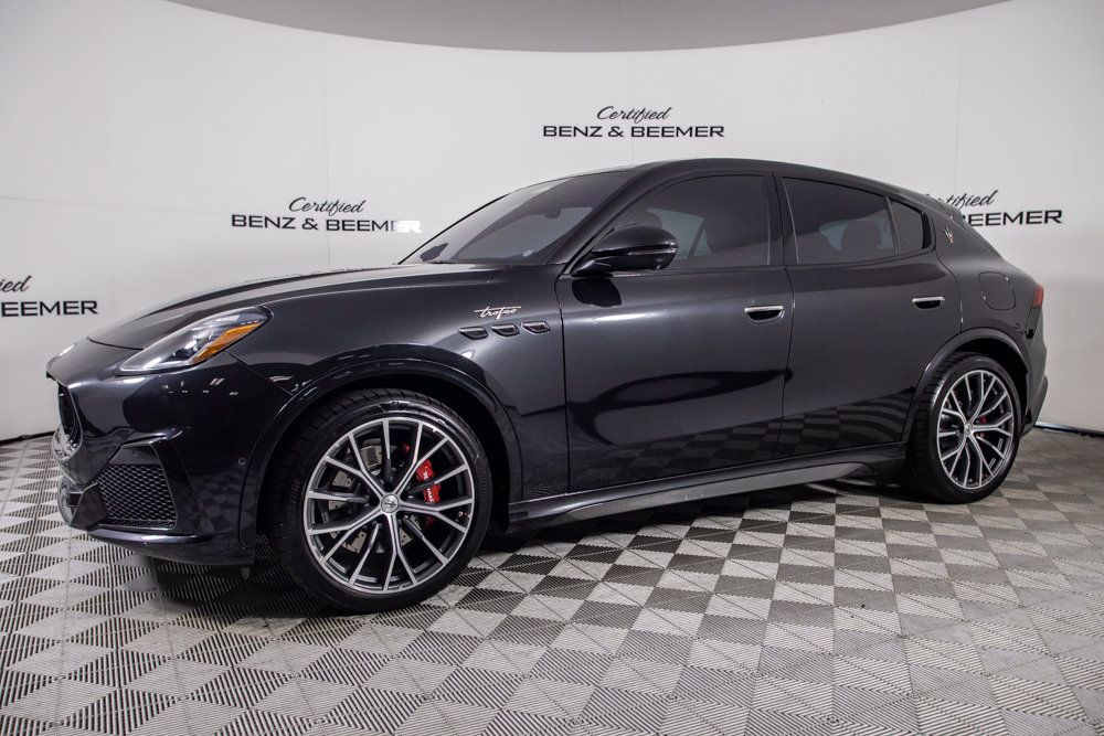 Used 2023 Maserati Grecale Trofeo AWD/4WD image 9