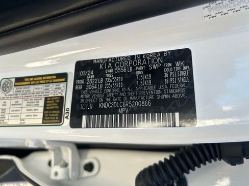 Used 2024 Kia EV6 Light AWD/4WD image 34