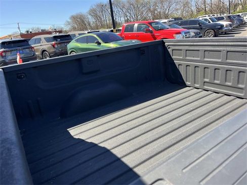 Used 2018 GMC Sierra 1500 SLT image 12