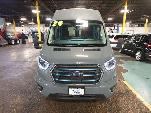 Used 2024 Ford E-Transit 148 High Roof image 3