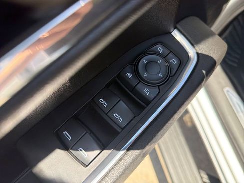 Used 2024 Chevrolet Silverado 1500 LTZ AWD/4WD image 14
